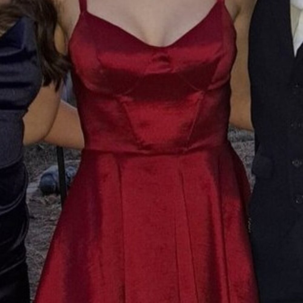 B Darlin Vibrant Red Cocktail Dress Women's Party Size 5/6